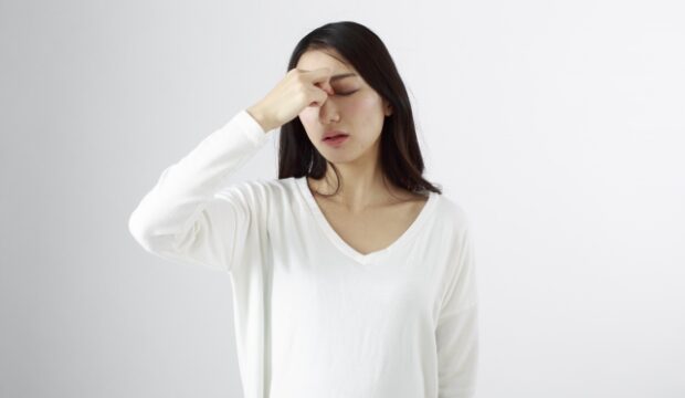 カラダカイロ,.頭痛,女性