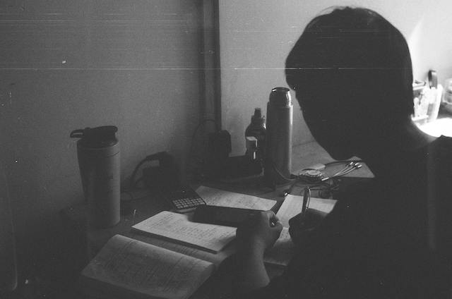 カラダカイロ,デスクワーク姿勢,猫背姿勢,骨盤の歪み,札幌白石整体,カイロプラクティック,